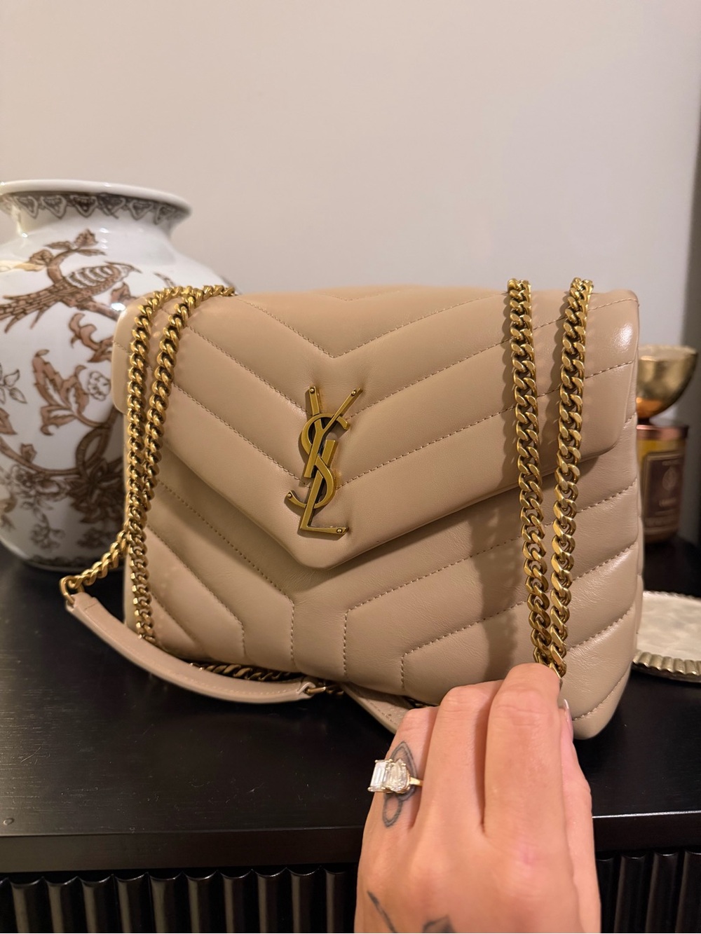 *like NEW* Saint Laurent Quilted Beige Leather Shoulder Bag with Gold Hardware
